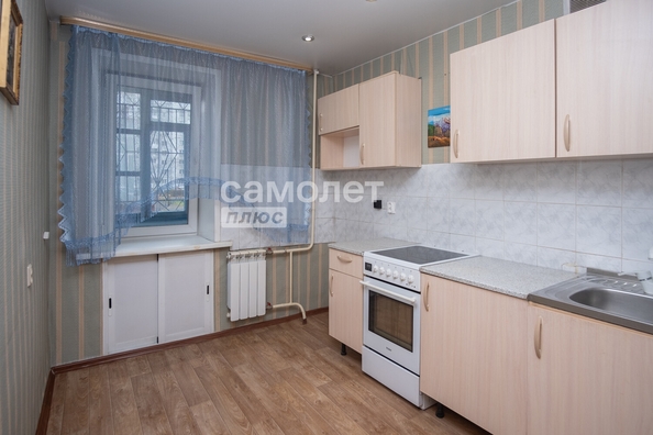 
   Продам 2-комнатную, 46.7 м², Аллейная ул, 9Б

. Фото 1.
