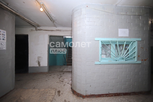 
   Продам 1-комнатную, 16.5 м², Строителей б-р, 46

. Фото 11.
