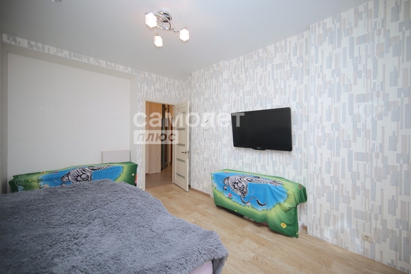 
   Продам 3-комнатную, 65.2 м², Кедровый б-р, 4

. Фото 11.