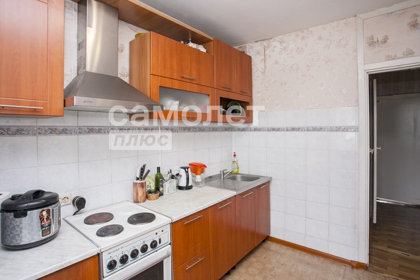
   Продам 3-комнатную, 63 м², Химиков пр-кт, 15

. Фото 4.
