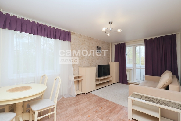 
  Продается 2-комн. квартира, 43 м², Сибиряков-Гвардейцев ул, д. 302
. Фото 1.