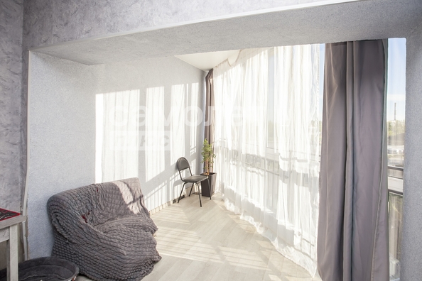 
   Продам 2-комнатную, 50 м², Строителей б-р, 71

. Фото 6.