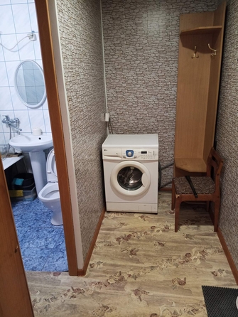 
  Сдам в аренду 1-комнатную квартиру, 52.3 м², Ленинск-Кузнецкий

. Фото 4.