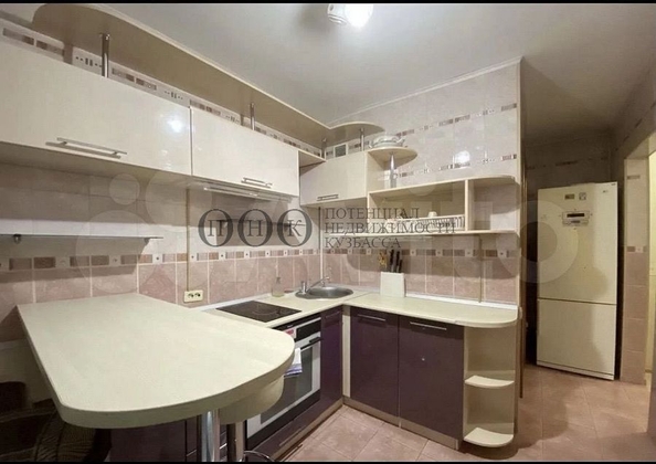 
   Продам 2-комнатную, 47.3 м², Красная ул, 10б

. Фото 16.