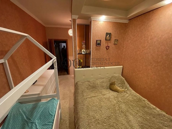 
  Продается 3-комн. квартира, 74.1 м², Шахтеров пр-кт, д. 72а
. Фото 9.