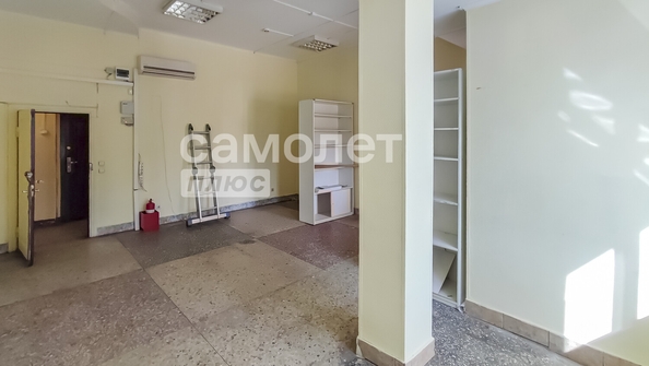 
  Продается торговая площадь, 450 м², Сибиряков-Гвардейцев ул, д. 16
. Фото 4.
