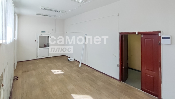 
  Продается торговая площадь, 450 м², Сибиряков-Гвардейцев ул, д. 16
. Фото 9.