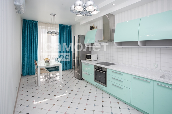 
  Продается 2-комн. квартира, 76.3 м², Марковцева ул, д. 6
. Фото 1.