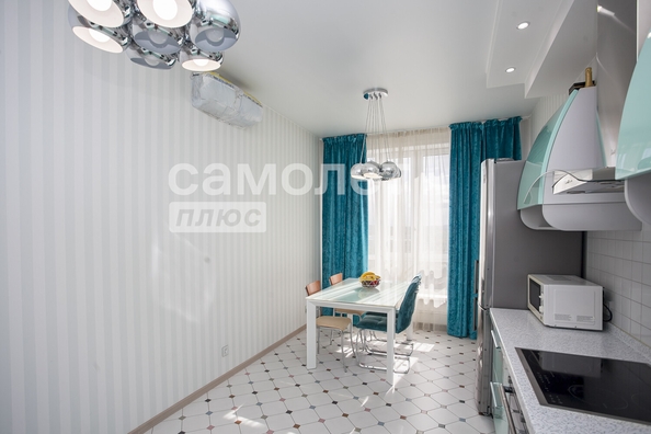 
  Продается 2-комн. квартира, 76.3 м², Марковцева ул, д. 6
. Фото 15.