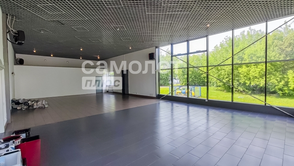 
  Сдается торговая площадь, 200 м², Тухачевского ул, д. 55А
. Фото 8.