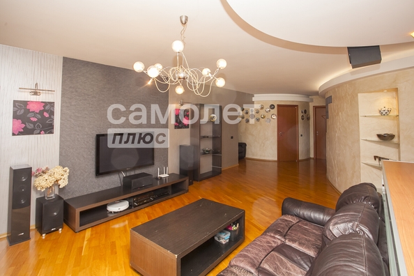 
  Продается 4-комн. квартира, 160.8 м², Строителей б-р, д. 28/1
. Фото 13.