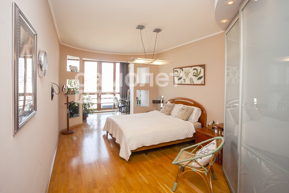 
  Продается 4-комн. квартира, 160.8 м², Строителей б-р, д. 28/1
. Фото 20.