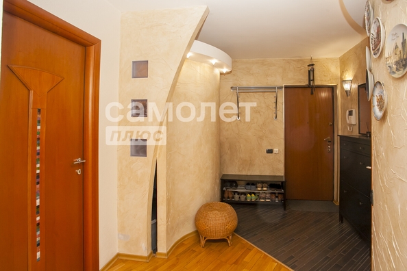 
  Продается 4-комн. квартира, 160.8 м², Строителей б-р, д. 28/1
. Фото 33.