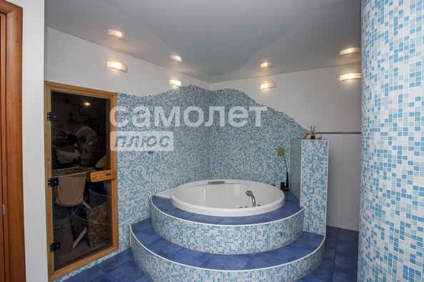 
  Продается 4-комн. квартира, 160.8 м², Строителей б-р, д. 28/1
. Фото 41.