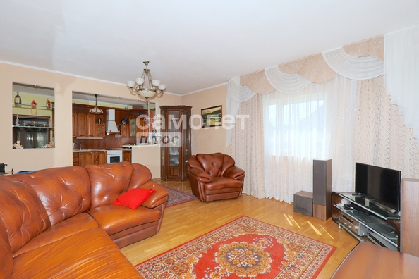 
  Продается коттедж, 203 м², Кемерово
. Фото 3.