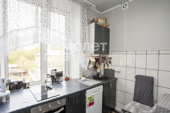 
  Продается 2-комн. квартира, 49.7 м², Назарова ул, д. 4
. Фото 4.