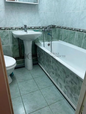 
  Продается 1-комн. квартира, 33 м², Строителей б-р, д. 5
. Фото 13.