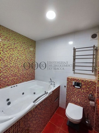 
  Продается 3-комн. квартира, 102 м², Шахтеров пр-кт, д. 70
. Фото 26.