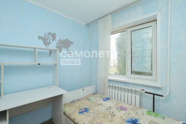 
  Продается 4-комн. квартира, 60.5 м², Строителей б-р, д. 33
. Фото 9.