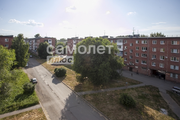 
  Продается 3-комн. квартира, 50.4 м², Инициативная ул, д. 24
. Фото 3.