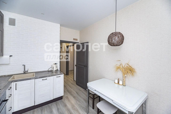 
  Продается 2-комн. квартира, 57 м², Строителей б-р, д. 57/1
. Фото 10.