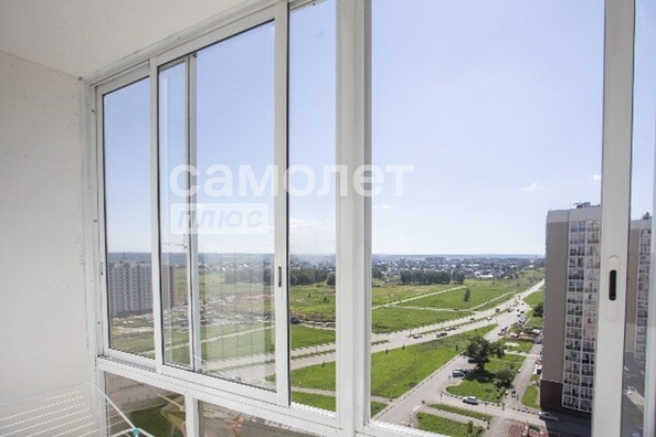 
  Продается 2-комн. квартира, 57 м², Строителей б-р, д. 57/1
. Фото 7.