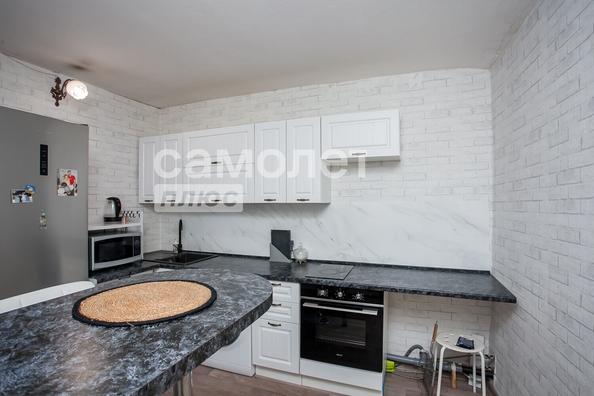 
  Продается 3-комн. квартира, 46.9 м², Строителей б-р, д. 56/2
. Фото 11.