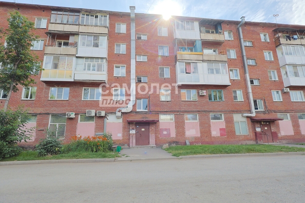 
  Продается 3-комн. квартира, 62.2 м², Инициативная ул, д. 16А
. Фото 32.