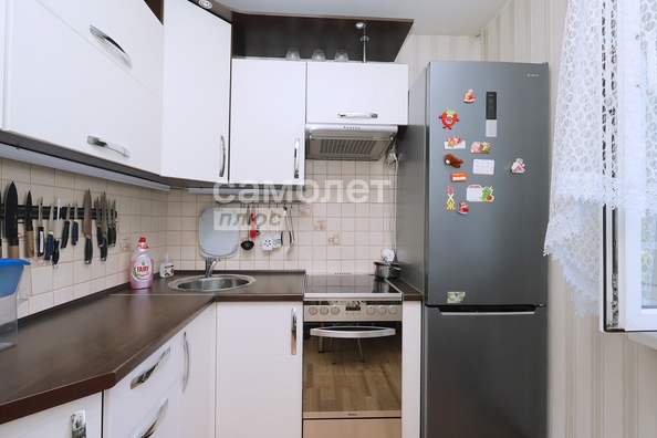
  Продается 1-комн. квартира, 32.4 м², Попова ул, д. 7
. Фото 3.