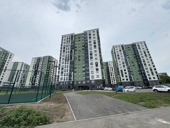 
  Продается 3-комн. квартира, 65.4 м², ЖК Парковый, дом 3 этап 1
. Фото 2.
