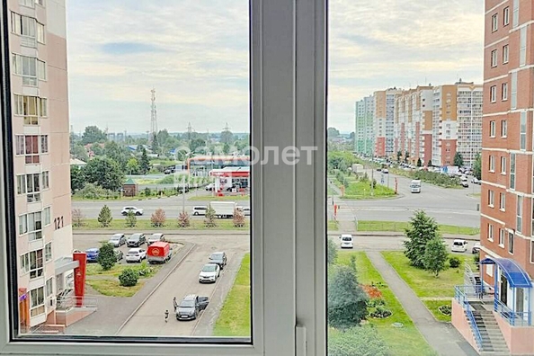 
  Продается 2-комн. квартира, 56.8 м², Шахтеров пр-кт, д. 119
. Фото 7.