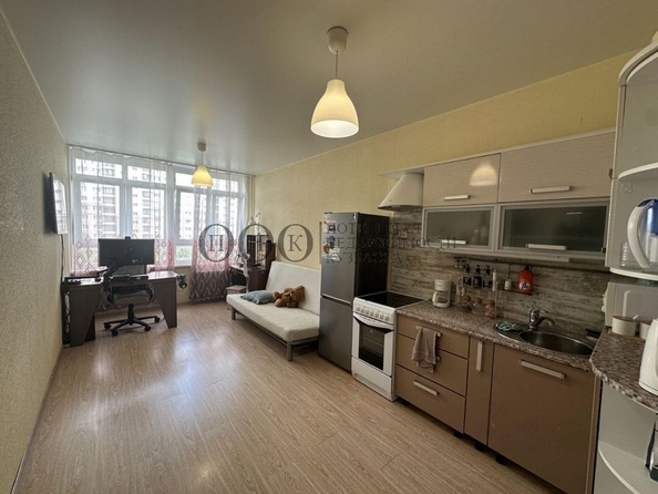 
  Продается 2-комн. квартира, 47 м², Волгоградская ул, д. 1
. Фото 5.
