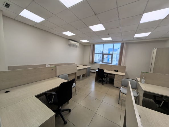 
  Сдается универсальное помещение, 110.6 м², Тольятти  ул
. Фото 1.