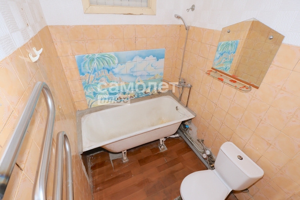 
  Продается комната, 31.2 м², 40 лет Октября ул, д. 19
. Фото 11.