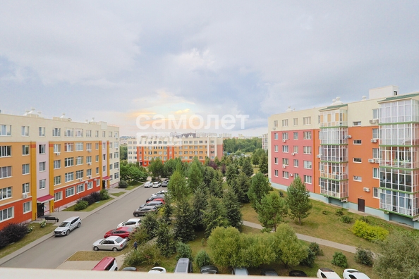 
  Продается 2-комн. квартира, 47 м², Осенний б-р, д. 14
. Фото 18.
