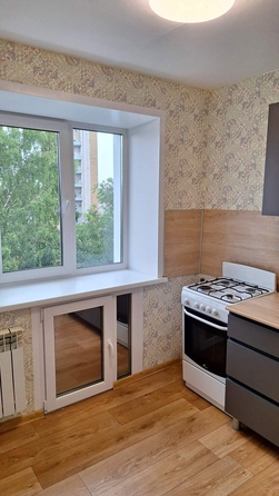 
  Сдается 3-комн. квартира, 54.8 м², Черняховского ул
. Фото 2.