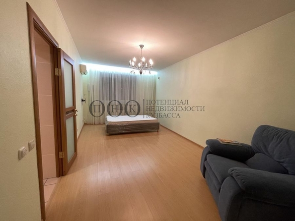 
  Продается 3-комн. квартира, 94 м², Октябрьский пр-кт, д. 36
. Фото 9.