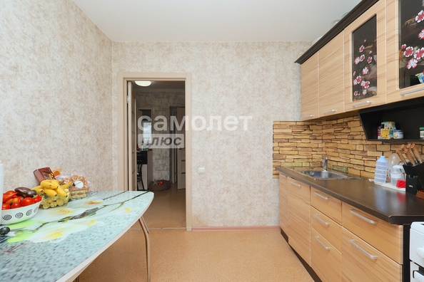 
  Продается 2-комн. квартира, 46.7 м², Солнечный мкр, д. 18
. Фото 4.