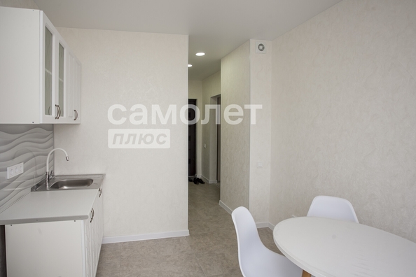 
  Продается 1-комн. квартира, 33.9 м², Свободы ул, д. 7
. Фото 7.