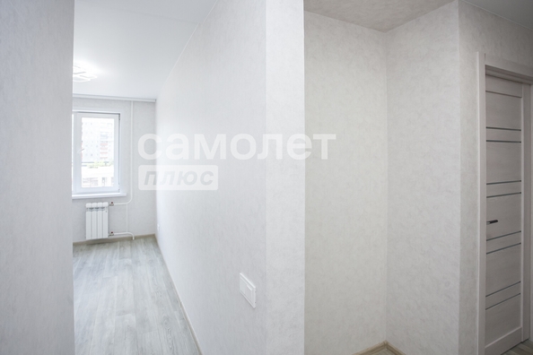 
  Продается 2-комн. квартира, 43 м², Строителей б-р, д. 42
. Фото 12.