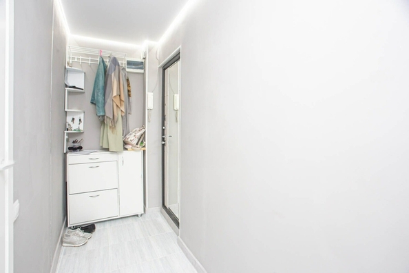 
  Продается 2-комн. квартира, 46.1 м², 50 лет Октября ул, д. 21
. Фото 3.