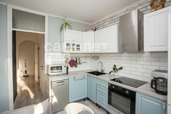
  Продается 4-комн. квартира, 79.4 м², Молодежный пр-кт, д. 7в
. Фото 2.