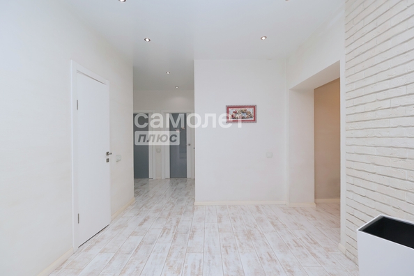 
  Продается 3-комн. квартира, 87.8 м², Веры Волошиной ул, д. 13Б
. Фото 10.