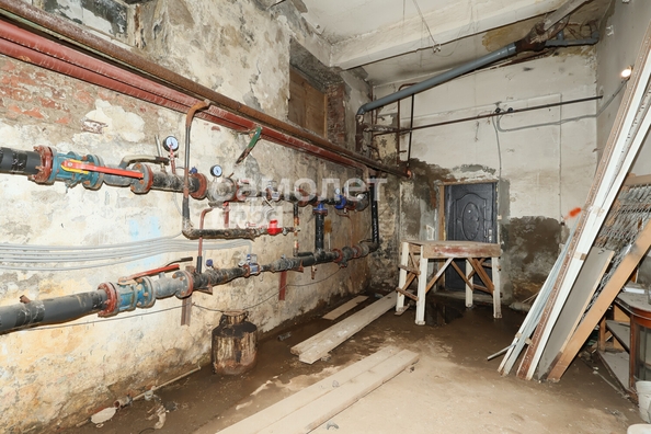 
  Сдается универсальное помещение, 210 м², Николая Островского ул, д. 31
. Фото 43.