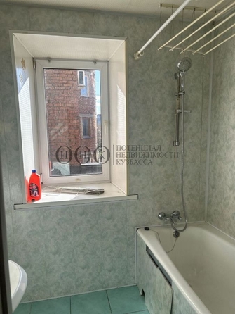 
  Продается 2-комн. квартира, 68.3 м², Глинки ул, д. 5
. Фото 11.