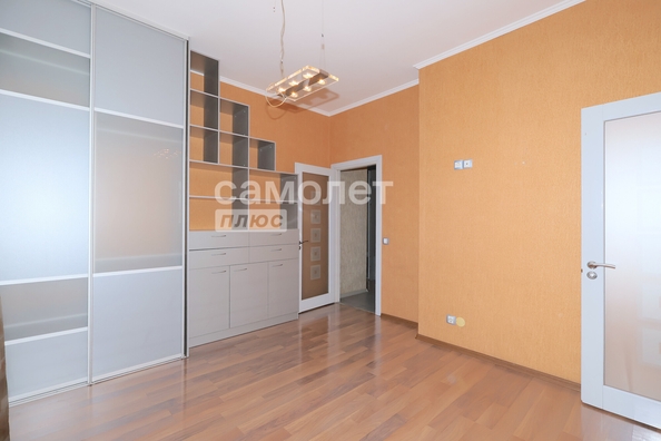 
  Продается 2-комн. квартира, 82.1 м², Соборная ул, д. 3
. Фото 17.