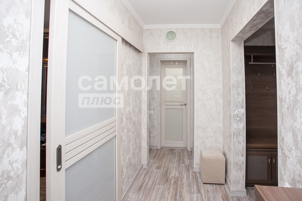 
  Продается 2-комн. квартира, 56.5 м², Строителей б-р, д. 1
. Фото 23.