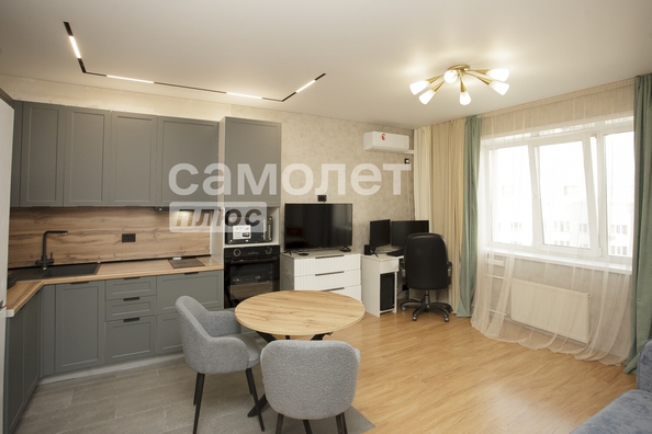 
  Продается 2-комн. квартира, 42.6 м², Шахтеров пр-кт, д. 72
. Фото 7.