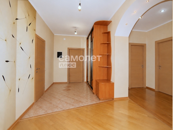 
  Продается 4-комн. квартира 133.3 м². Фото 1.