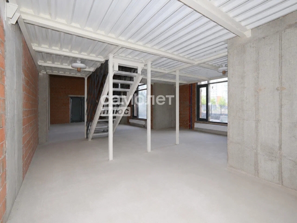 
  Продается торговая площадь 127.7 м², в ЖК Чемпион-парк, дом 2. Фото 6.